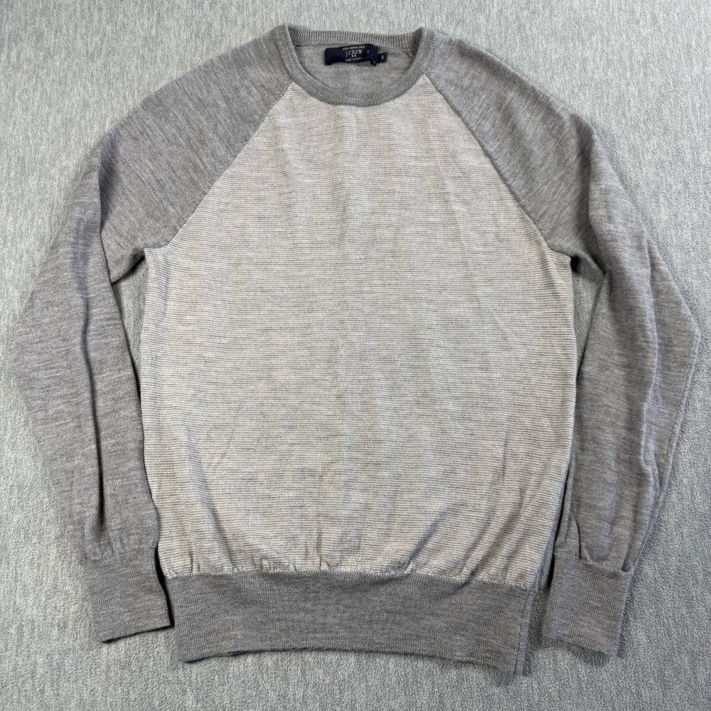 J.Crew Sweater Mens XS‎ Gray Raglan Crewneck 100% Merino Wool Thin Knit Pullover